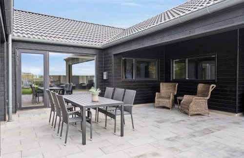 Sømarken House | 5 star holiday home in Aakirkeby