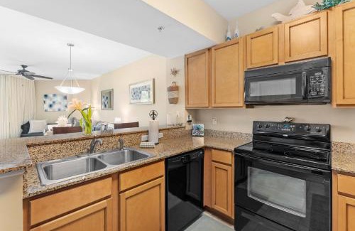 Fort Walton Beach - Destin House | 5 Star Resort 2BR 2 BATH King Suite Shuttle Pools Across from Beach 2208