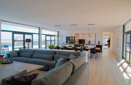 Ypres Villa | 5-sterren Landhuis met zwembad en jacuzzi