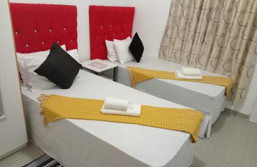 Montclair House | 5 The Grove