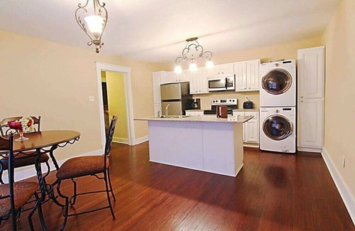 Florence Apartment | 501#A - Historical Downtown w/Modern amenities!