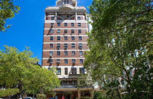 Cape Town City Centre Apartment | 503-607 The Piazza on Church Square