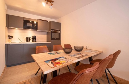 Valmorel Apartment | 50m from ski slopes, 4th floor, view mountain, balcony, tv, 54m², Valmorel