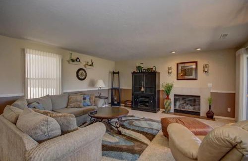 St. George House | 510 | Mountain-View Condo at Las Palmas Resort