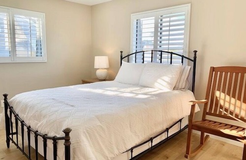 Oxnard Shores House | 5128M Mandalay Shores Pet Friendly Side Street