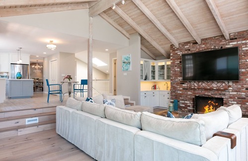 Oxnard Shores House | 5227S -185027: 3 BR, 2 BA House in Oxnard, Sleeps 9