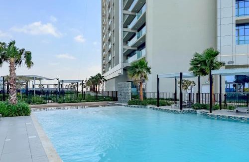 Sheikh Zayed Road Apartment | 52nd Floor 2br In Aykon City Huge Layout