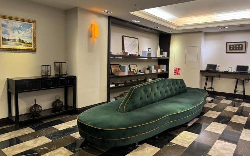 Central District Hotel | 53 Hotel