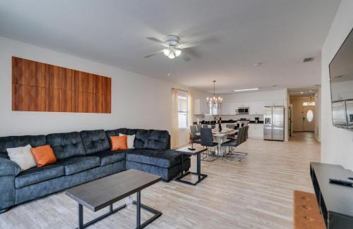 Sunset Ridge House | 53 Pool Home Located In Sunset Ridge Community!