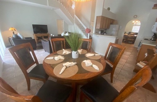 Thousand Oaks Villa | 534 - Stunning 4 Bedroom Home with South Facing Pool, Hot tub and Water View