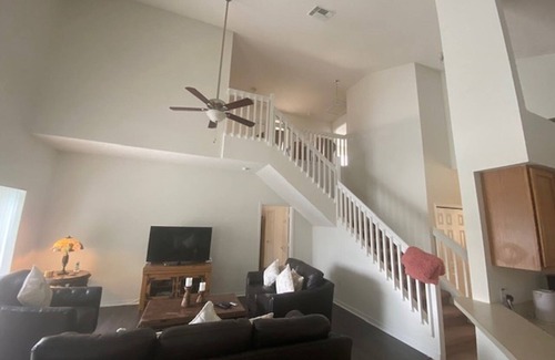 Thousand Oaks Villa | 534 - Stunning 4 Bedroom Home with South Facing Pool, Hot tub and Water View