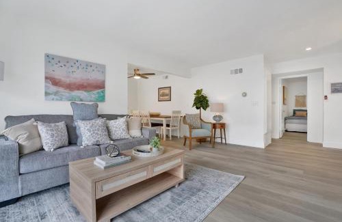 Santa Ana Heights House | 5408 Seashore Dr A