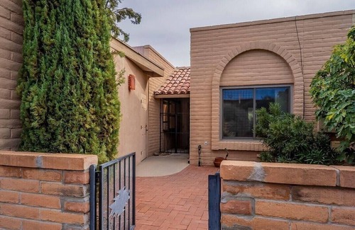 Green Valley House | 55+ Active Adult Community, panoramic mountain views, GVR rec center amenities