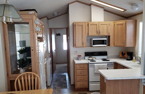 Tucson House | 55+ Clean, Quiet Beautiful * Voyager RV Resort
