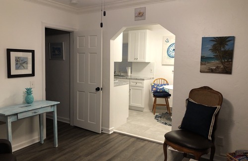 Mango Groves House | 55 & Over 5 ⭐️ Reviews, New Rates With Discounts .Half the price of a hotel .