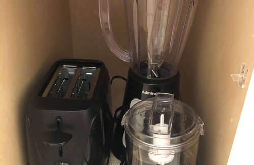 Mango Groves House | 55 & Over 5 ⭐️ Reviews, New Rates With Discounts .Half the price of a hotel .