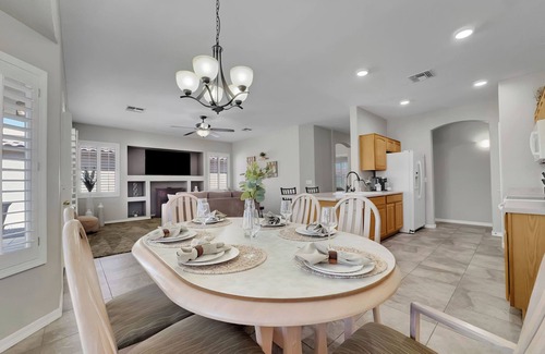 Springfield Lakes House | 55+ Solera Chandler. Golf, Pools, Amenities Galore.