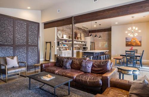Moab House | 550 1/2 N Main St