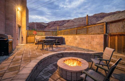 Moab House | 550 1/2 N Main St