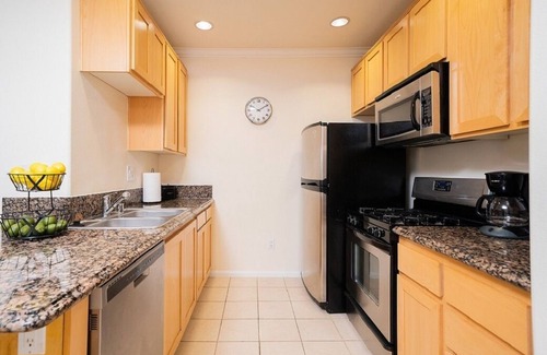 Westlake Apartment | 552618 Luxurious Executive Suite - LA Live, DTLA