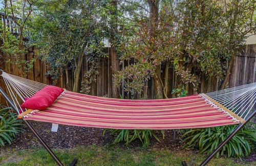 Santa Rosa House | 5BD/3BA Wine County Home w/Billiards & BBQ!