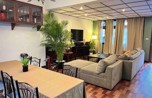 Nana Villa | 5BR House BTSNana Nanaplaza City center MBK Center world