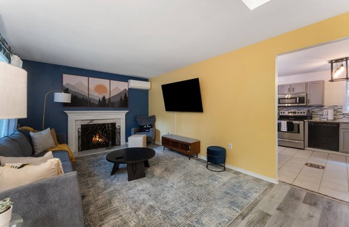 East Stroudsburg House | 5BR Private Poconos! Hot Tub, Fire Pit, Jungle Gymn