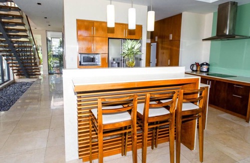 Ngu Hanh Son Villa | 5BRS villa in 5 Star Resort for Big Groups