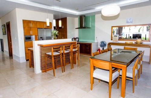 Ngu Hanh Son Villa | 5BRS villa in 5 Star Resort for Big Groups