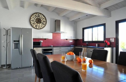 Rivedoux-Plage House | 5min walk from the north beach, modern villa with private heated pool