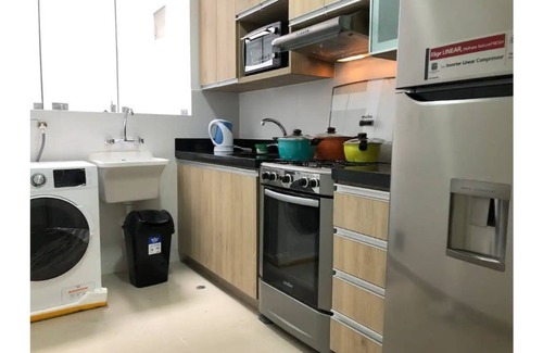Leuro Apartment | (6) 2 bedroom premiere dept. Miraflores tourist area