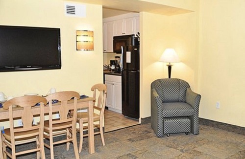 Dam Neck Hotel | 6/24 - 7/1 Ocean Key Resort - Virginia Beach