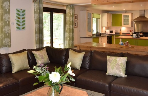 Farley House | 6 bedroom accommodation in Oakamoor
