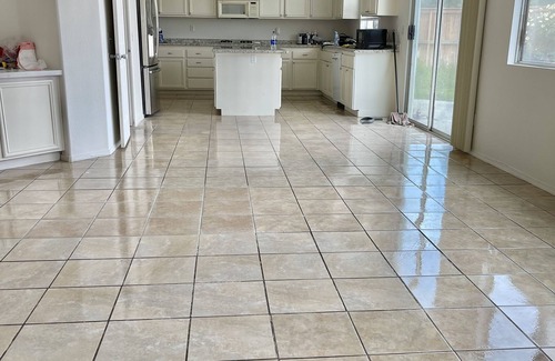 Mira Loma House | 6- bedroomhouse with Mountain View