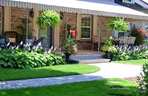 Mississippi Mills House | 6 bedrooms, optional chef, covered porch, salt water pool, kayaks, golf