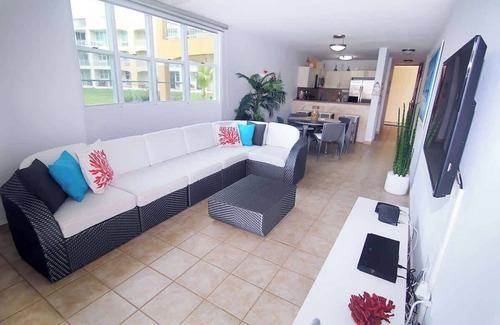 Bajura Condo | #6 First floor 3br, 2ba Apartment @ Jobos Beach