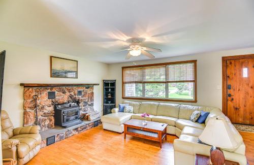 Adamsville House | 6 Mi to Beach Family Home in Little Compton!