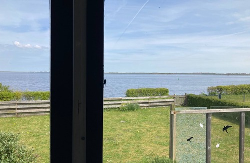 Anjum House | 6 pers Holiday home Aurora with directly on the Lauwersmeer