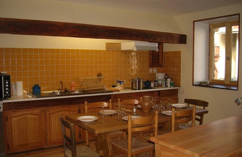 Monetier-les-Bains Apartment | 6-person apartment in the heart of the village - 2-star furnished holiday accommodation