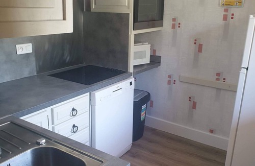 Esquieze-Sere Apartment | 6-person apartment with mountain views 400m from center of Luz.