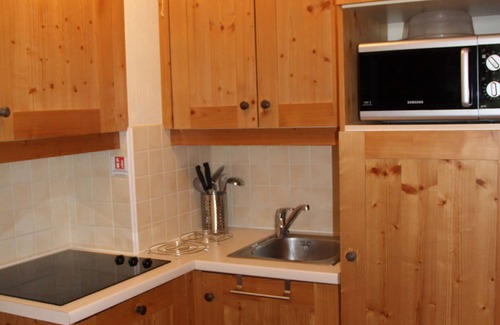 Val Cenis Apartment | 6-person apt with pool, parking & WiFi, ski-in/ski-out.