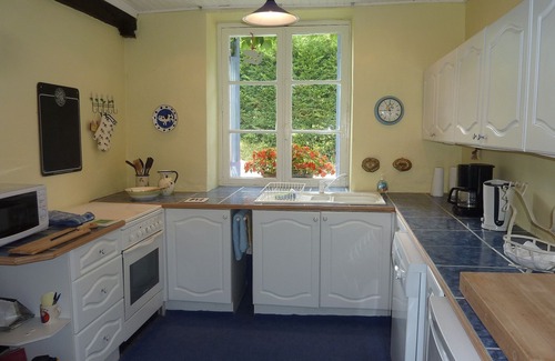 Bardenac Cottage | 6 person lakeside cottage Near Chalais/Aubeterre