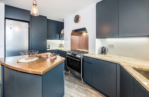 Southwold Apartment | 60 High Street, Southwold