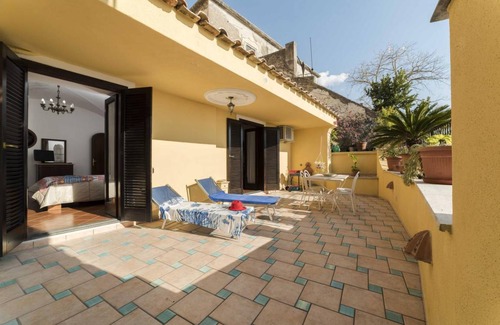 Positano House | 60 m² House ∙ 2 bedrooms ∙ 5 guests
