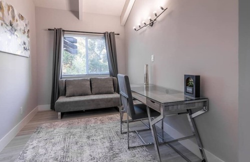 Menlo Park Apartment | 601 Whole House #1 · Serene Oasis in Menlo Park's Finest Neighborhood