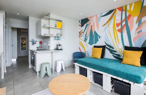 Windermere Apartment | 603 2SIX2 Florida Road