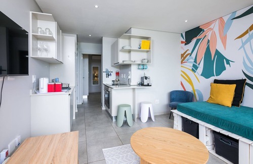 Windermere Apartment | 603 2SIX2 Florida Road