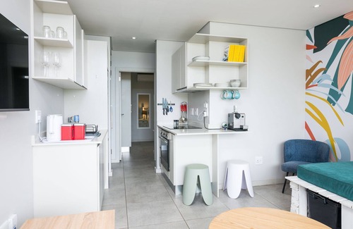 Windermere Apartment | 603 2SIX2 Florida Road