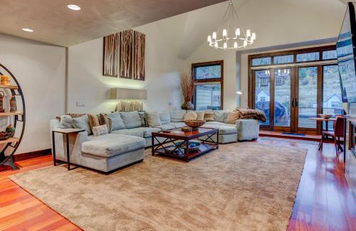 Deer Valley House | 605 Deer Valley Drive