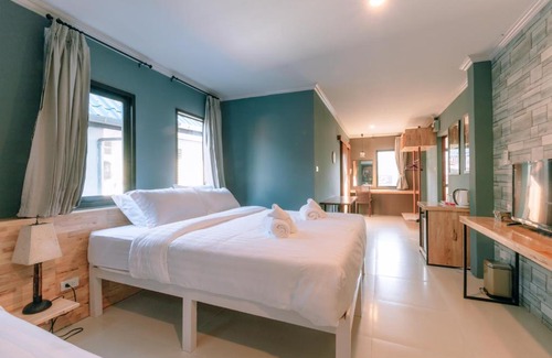 Thapae Hotel | 64House